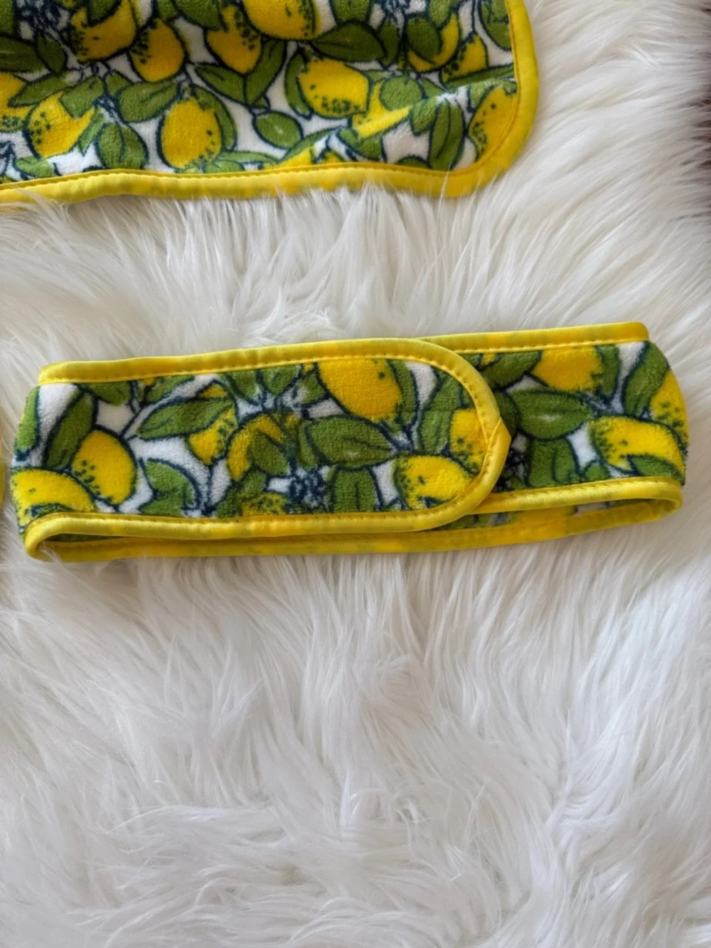 FRESH-FACE  reusable microfiber skincare & spa set vibrant lemon print NWT
